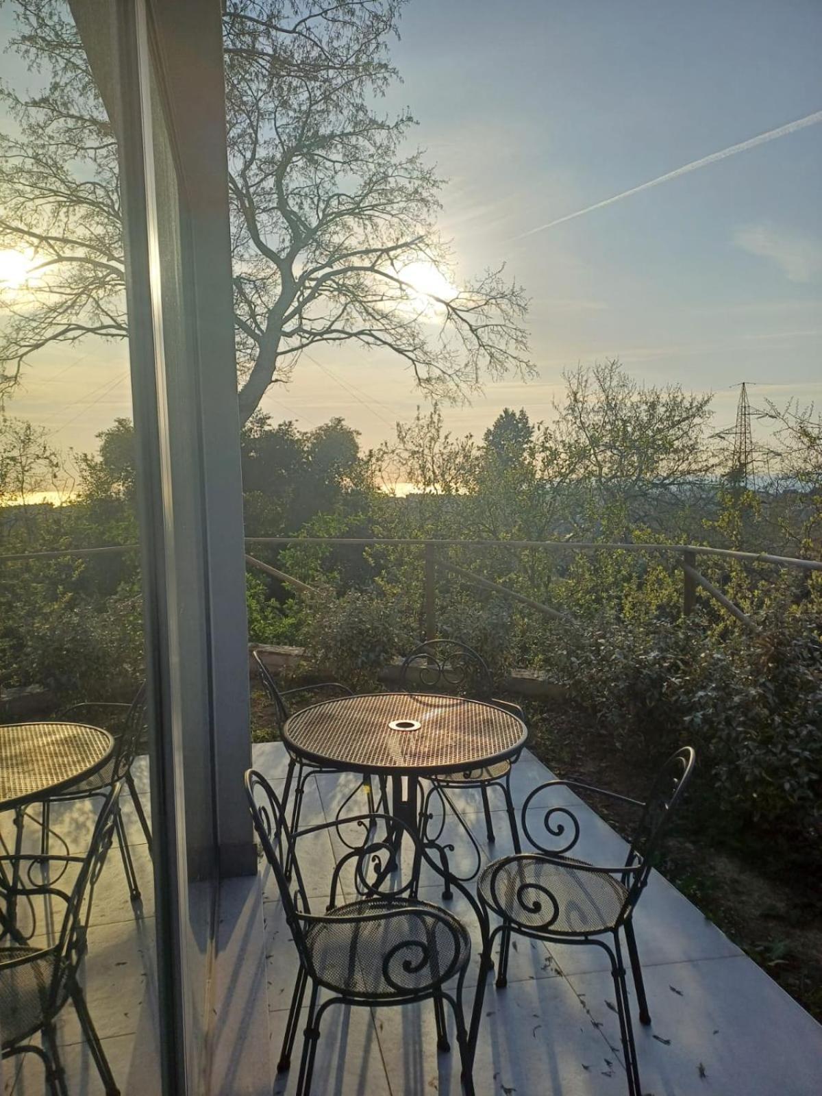 Casa Vacanze Montebello ตรีเอสเต ภายนอก รูปภาพ